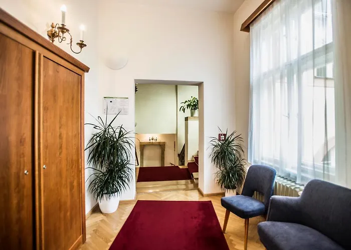 Szálloda Opitzuv Dum *